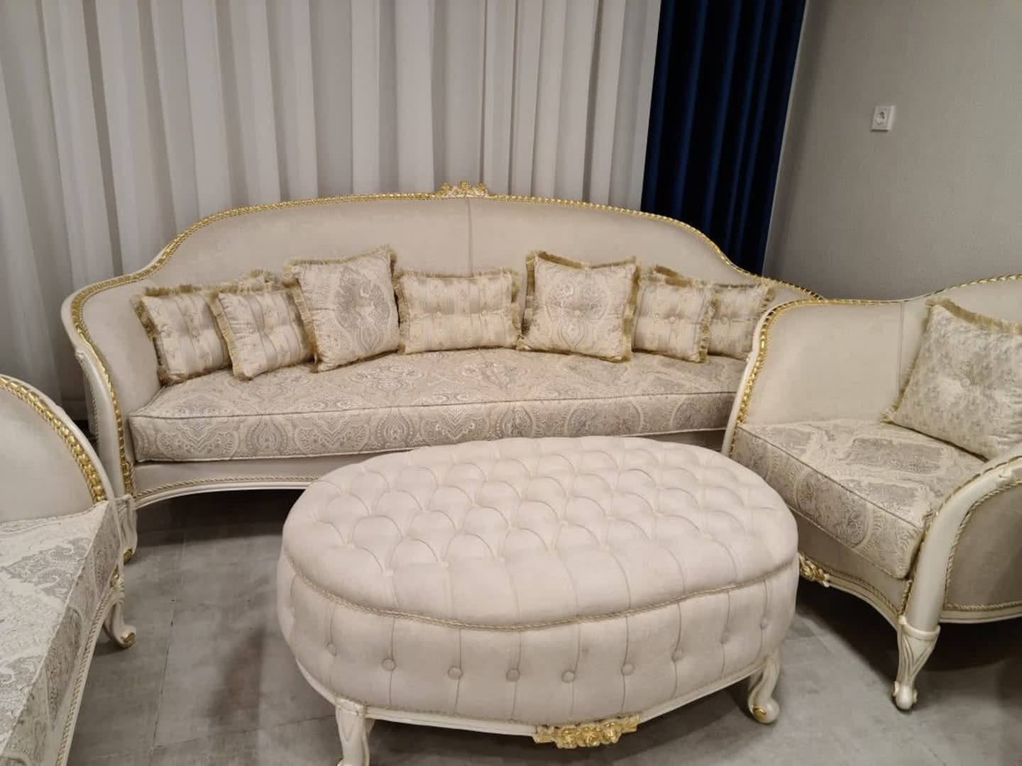 مبل کلاسیک لورنزو گلریز
